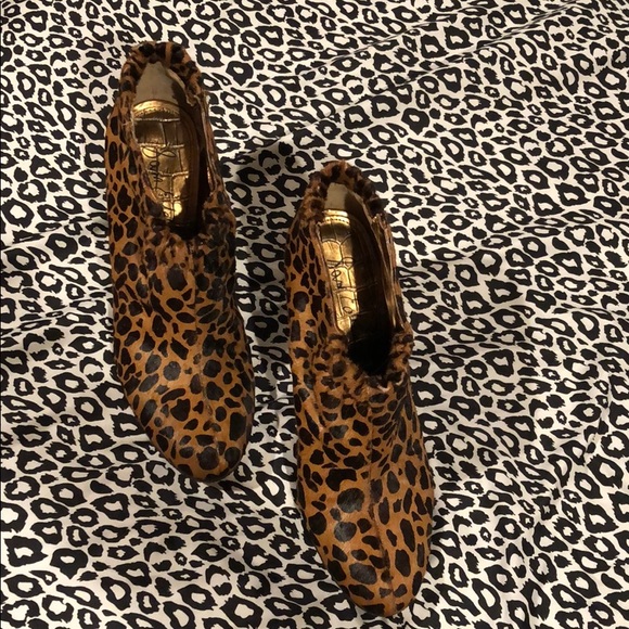 Leopard Booties - Picture 2 of 3